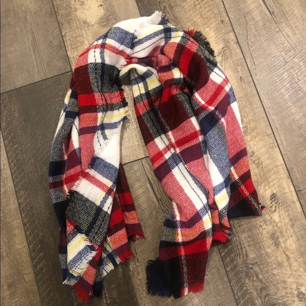 NWOT Blanket Scarf